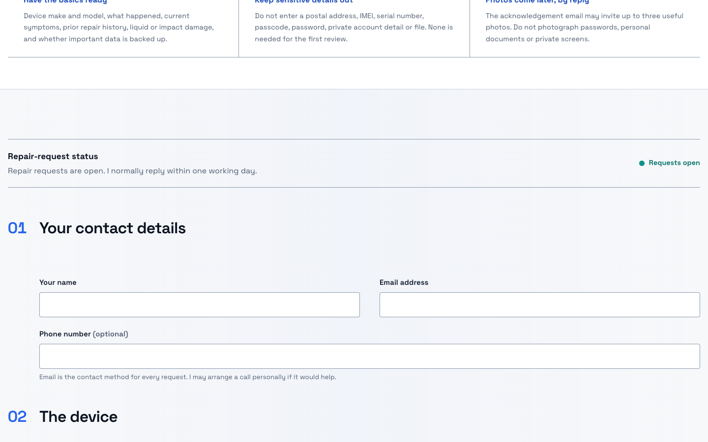 Live repair-request form showing open intake status, contact fields and the start of a structured device journey.